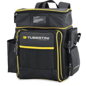 Tubertini Zaino Runner 2 Zaino estremamente versatile e dal look accattivante, ideale per la pesca itinerante a spinning o per il trasporto delle cassette e degli accessori indispensabili per pescare. Molto pratico e capiente grazie alla tasca superiore e alle tre laterali, di cui due dotate di cerniera, e a quella frontale, personalizzata con il logo Tubertini, dotata anche di ulteriore taschino in rete gommata. Il vano principale, accessibile dal davanti, è ideale per contenere anche capi di abbigliamento. codice misura 86290xx 41x43x28 cm