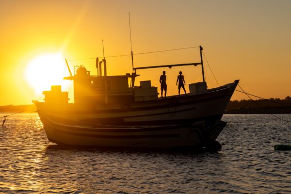 Come mantenere il mare pulito: consigli per i pescatori il maestrale pesca